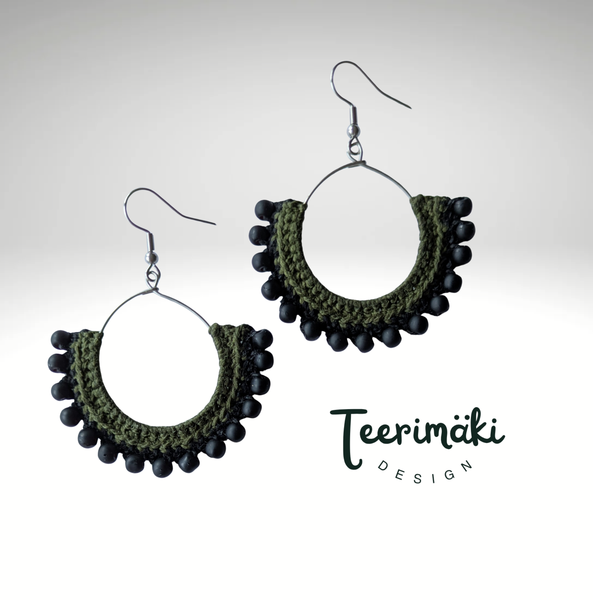 Metsätär korvakorut